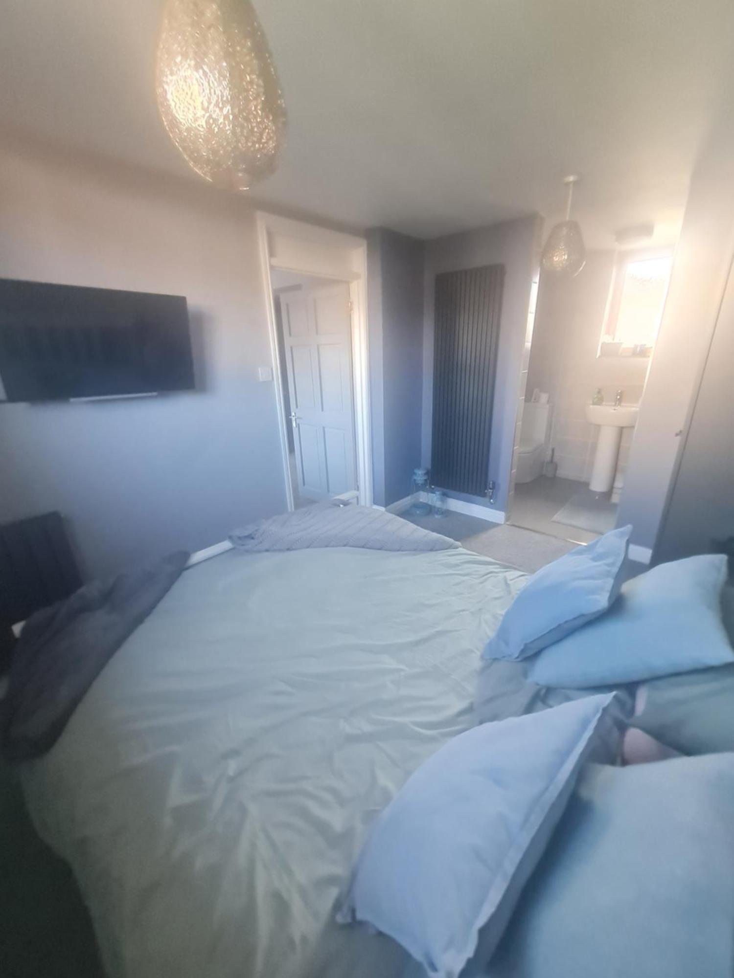 Edinburgh- 2 Double Rooms Available Exteriör bild